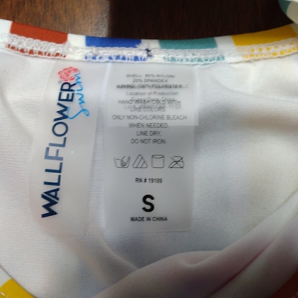 NWT: Wallflower bathing suit bottom. - Picture 4 of 5